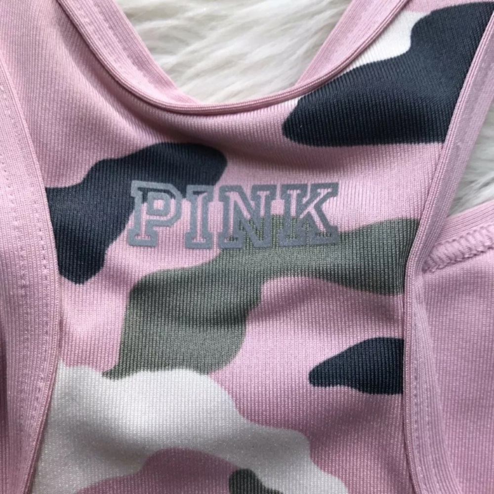 🌈 VS PINK Sports Bra Camo Ultimate NEW - Picture 4 of 4